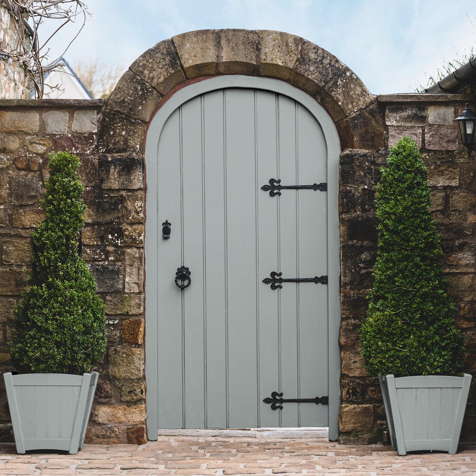 Rowing Boat Paint - 110659_GATE_AND_POTS.jpg