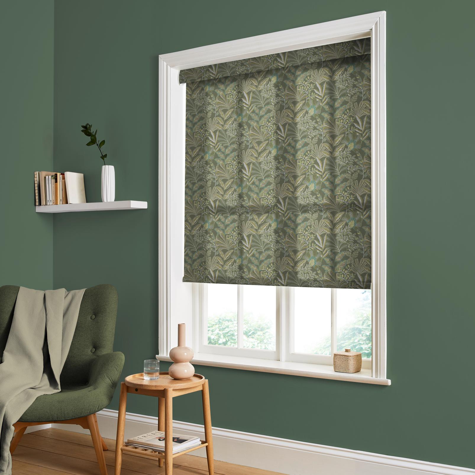 Vendura Weave Emerald Roller Blind - 142645rol_ROOMSET_01.jpg