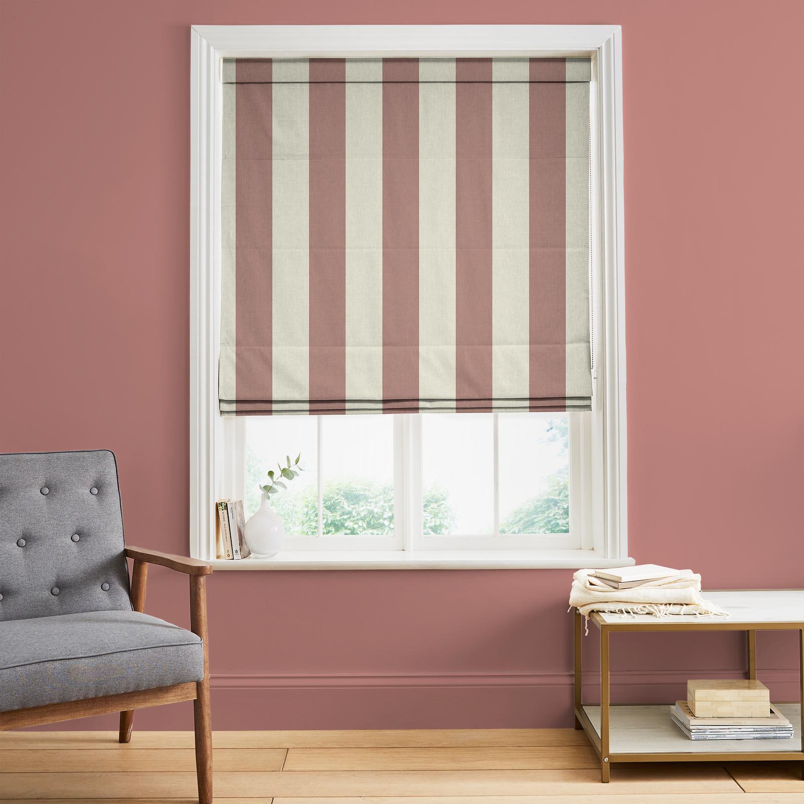 Équilibre Stripe Mauve Roman Blind - 142560rom_ROOMSET_01.jpg